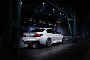 BMW M5 Competition M Performance Parts 2020 года  (WW)